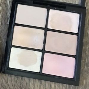 MAC Concealer Palette - SHADE LIGHT